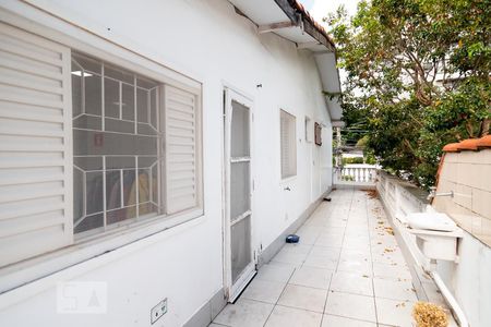 Casa à venda com 250m², 3 quartos e 2 vagas Casa à venda com 250m², 3 quartos e 2 vagasVaranda Quarto 2
