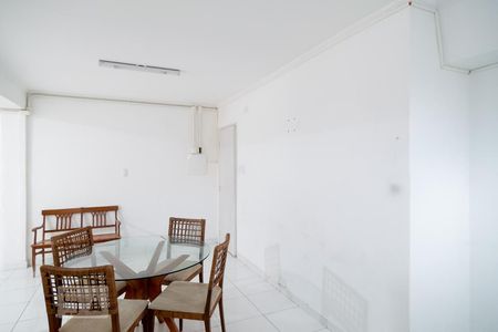 Casa à venda com 250m², 3 quartos e 2 vagas Casa à venda com 250m², 3 quartos e 2 vagasCopa
