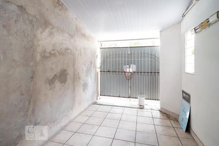 Casa à venda com 250m², 3 quartos e 2 vagas Casa à venda com 250m², 3 quartos e 2 vagasGaragem Coberta