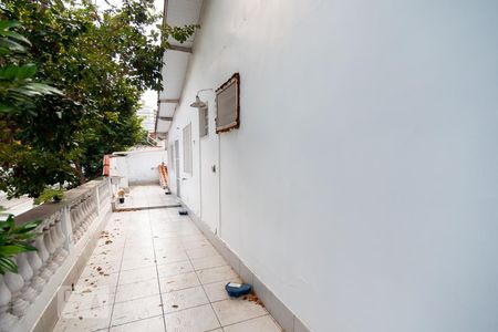 Casa à venda com 250m², 3 quartos e 2 vagas Casa à venda com 250m², 3 quartos e 2 vagasVaranda Quarto 2