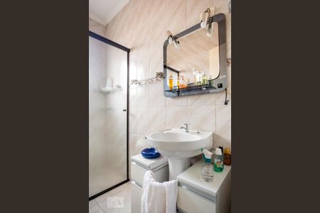 Casa à venda com 230m², 3 quartos e 4 vagasBanheiro