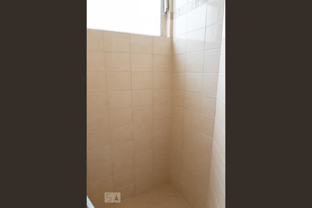 Apartamento à venda com 60m², 2 quartos e sem vagaBanheiro