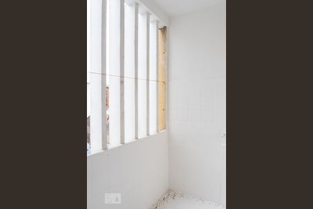 Area de serviço de apartamento à venda com 2 quartos, 60m² em Floresta, Porto Alegre