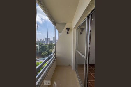 Apartamento à venda com 85m², 3 quartos e 1 vagaVaranda