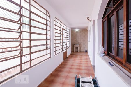 Corredor de casa à venda com 2 quartos, 90m² em Vila Romana, São Paulo