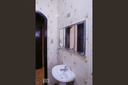 Banheiro Social de casa à venda com 2 quartos, 90m² em Vila Romana, São Paulo