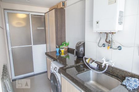 Apartamento à venda com 73m², 2 quartos e 1 vagaÁrea de Serviço