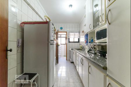 Apartamento à venda com 92m², 3 quartos e 2 vagas Apartamento à venda com 92m², 3 quartos e 2 vagasCozinha
