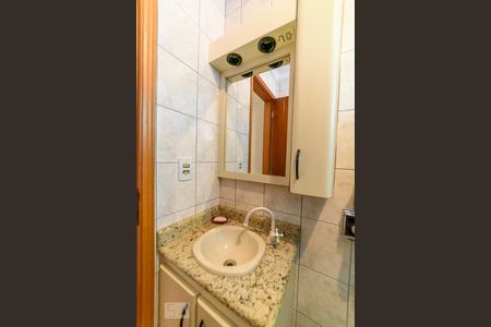 Apartamento à venda com 92m², 3 quartos e 2 vagas Apartamento à venda com 92m², 3 quartos e 2 vagasBanheiro da Suíte