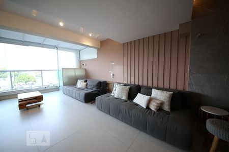 Apartamento à venda com 105m², 2 quartos e 1 vagaSala