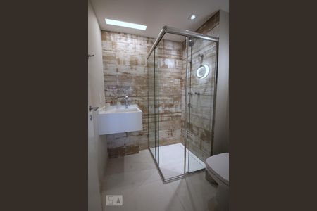 Apartamento à venda com 105m², 2 quartos e 1 vagaBanheiro