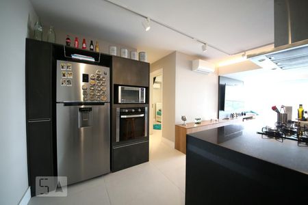 Apartamento à venda com 105m², 2 quartos e 1 vagaCozinha