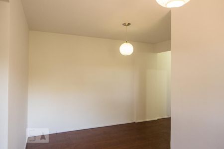 Apartamento para alugar com 55m², 2 quartos e 1 vagaSala