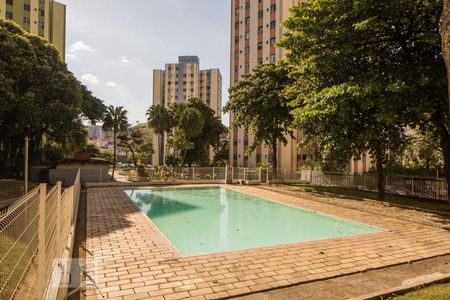 Apartamento para alugar com 55m², 2 quartos e 1 vagaÁrea comum - Piscina