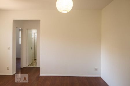 Apartamento para alugar com 55m², 2 quartos e 1 vagaSala
