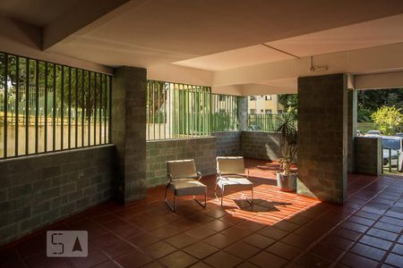 Apartamento para alugar com 55m², 2 quartos e 1 vagaÁrea comum
