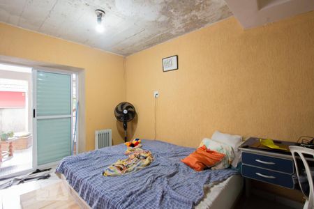 Casa à venda com 200m², 4 quartos e 2 vagasQuarto