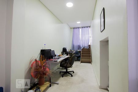Escritório de casa à venda com 4 quartos, 200m² em Vila Morse, São Paulo