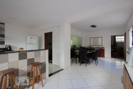 Casa à venda com 200m², 4 quartos e 2 vagasCozinha