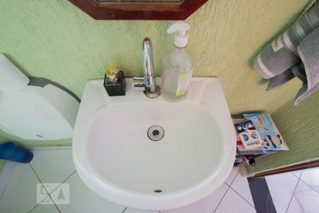 Casa à venda com 200m², 4 quartos e 2 vagasLavabo