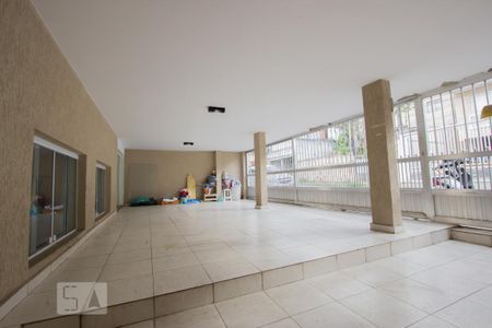Casa à venda com 200m², 4 quartos e 2 vagasGaragem