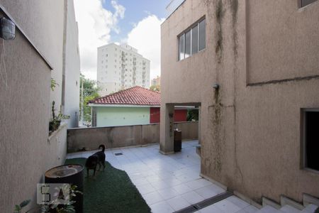 Casa à venda com 200m², 4 quartos e 2 vagasÁrea externa inferior