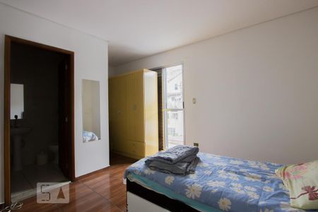 Casa à venda com 200m², 4 quartos e 2 vagasSuíte 2