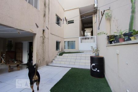 Casa à venda com 200m², 4 quartos e 2 vagasÁrea externa inferior