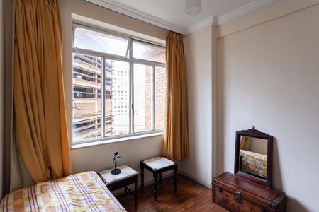 Apartamento à venda com 170m², 3 quartos e sem vagaQuarto 2 