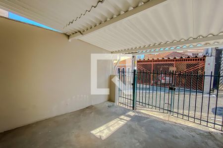 Casa para alugar com 80m², 1 quarto e 1 vaga Casa para alugar com 80m², 1 quarto e 1 vagaGaragem