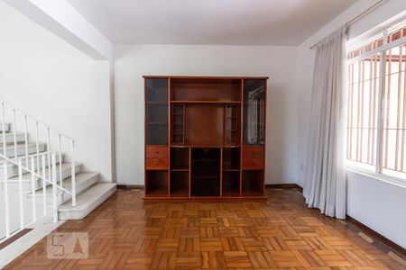 Sala de casa à venda com 3 quartos, 290m² em Jardim Trussardi, São Paulo