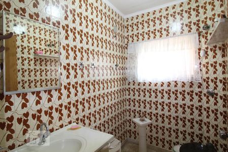 Casa à venda com 310m², 5 quartos e 2 vagasBanheiro 1 lavabo