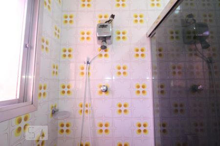 Casa à venda com 310m², 5 quartos e 2 vagasBanheiro 4 social