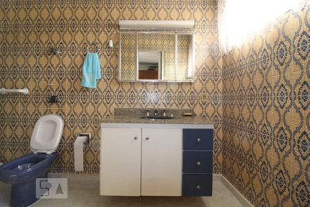 Casa à venda com 310m², 5 quartos e 2 vagasBanheiro 1 suite