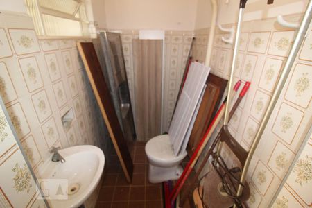 Casa à venda com 310m², 5 quartos e 2 vagasBanheiro 5 serviço