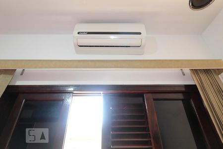 Casa à venda com 310m², 5 quartos e 2 vagasAr condicionado Quarto 2