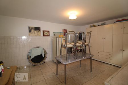 Casa à venda com 310m², 5 quartos e 2 vagasQuarto 3