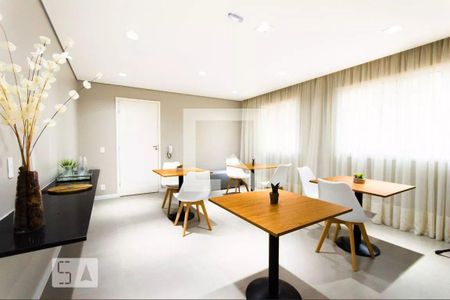 Apartamento à venda com 25m², 1 quarto e sem vagaÁrea comum - Salão de festas