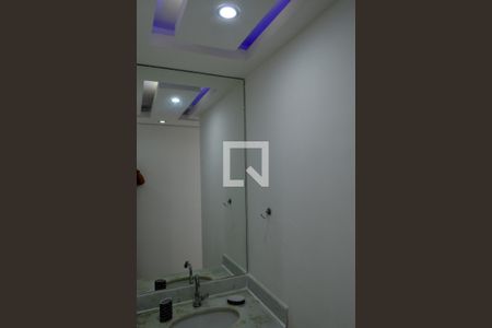 Apartamento para alugar com 56m², 2 quartos e 1 vaga Apartamento para alugar com 56m², 2 quartos e 1 vagaBanheiro