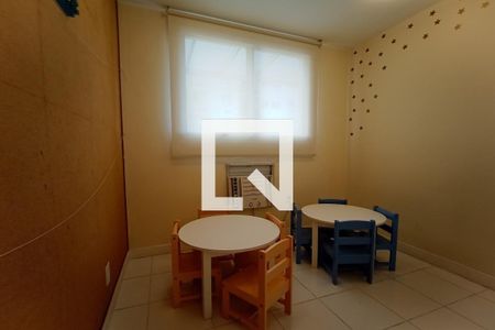 Apartamento para alugar com 56m², 2 quartos e 1 vaga Apartamento para alugar com 56m², 2 quartos e 1 vagaÁrea comum - Brinquedoteca