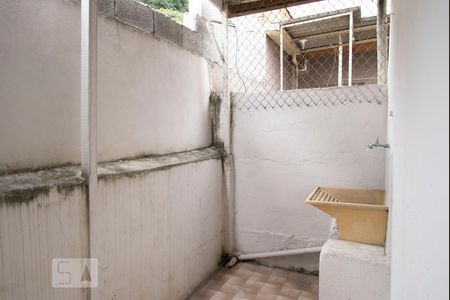 Casa para alugar com 60m², 1 quarto e sem vagaÁrea de Serviço