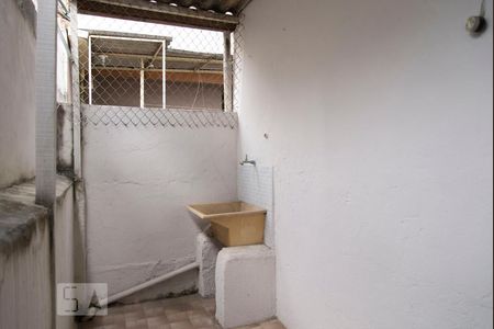 Casa para alugar com 60m², 1 quarto e sem vagaÁrea de Serviço