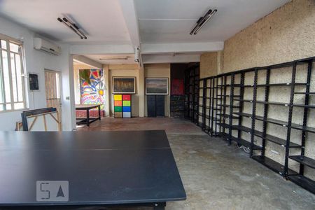 Casa à venda com 480m², 4 quartos e 4 vagasSalão 