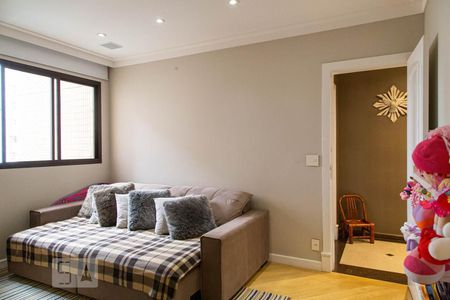 Apartamento à venda com 246m², 3 quartos e 4 vagasSala 2