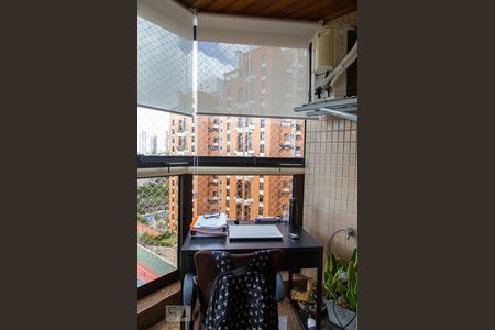 Apartamento à venda com 246m², 3 quartos e 4 vagasVaranda do Quarto