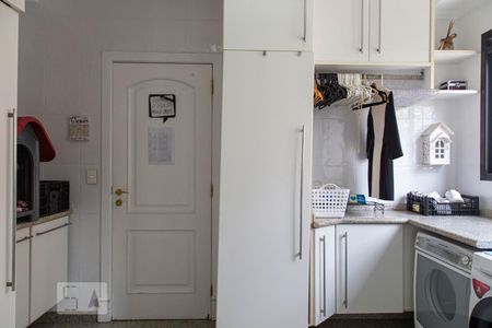 Apartamento à venda com 246m², 3 quartos e 4 vagasÁrea de Serviço