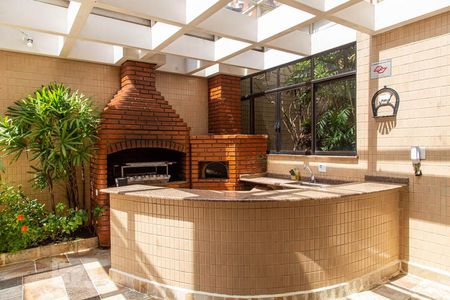 Apartamento à venda com 246m², 3 quartos e 4 vagasChurrasqueira