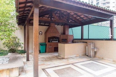 Apartamento à venda com 246m², 3 quartos e 4 vagasChurrasqueira