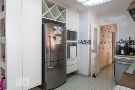 Apartamento à venda com 246m², 3 quartos e 4 vagasCozinha