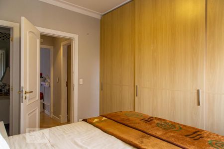 Apartamento à venda com 246m², 3 quartos e 4 vagasQuarto Suíte 2